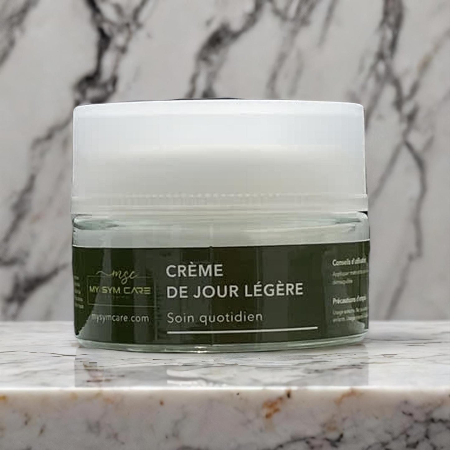 CRÈME DE JOUR LÉGÈRE